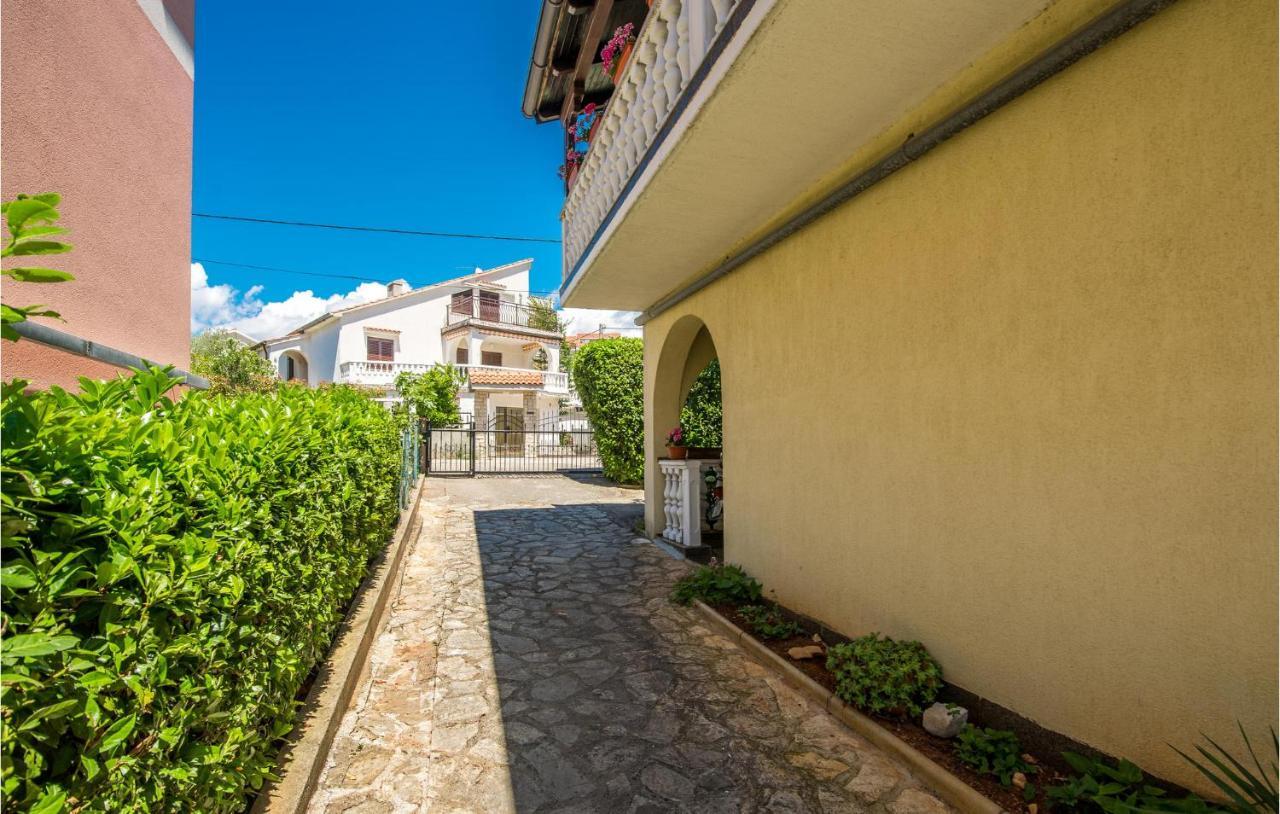 Beautiful Apartment In Pinezici With Wifi Exteriér fotografie