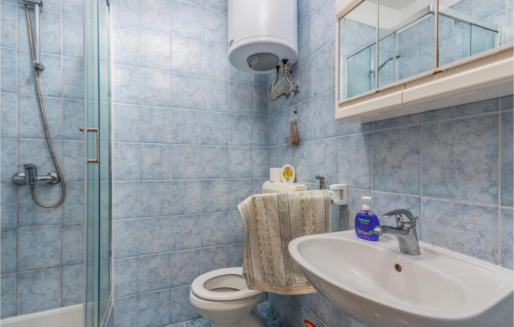 Beautiful Apartment In Pinezici With Wifi Exteriér fotografie