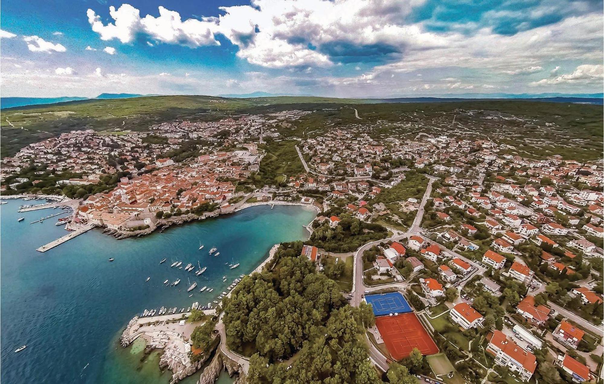 Beautiful Apartment In Pinezici With Wifi Exteriér fotografie